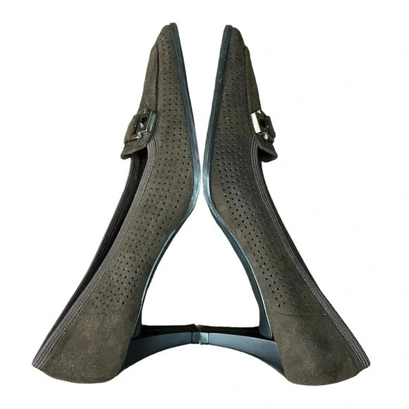 STUART WEITZMAN DARK BROWN SUEDE PUMP HEEL DECORATIVE BUCKLE‎ WOMEN'S SIZE 7.5 - Picture 11 of 14